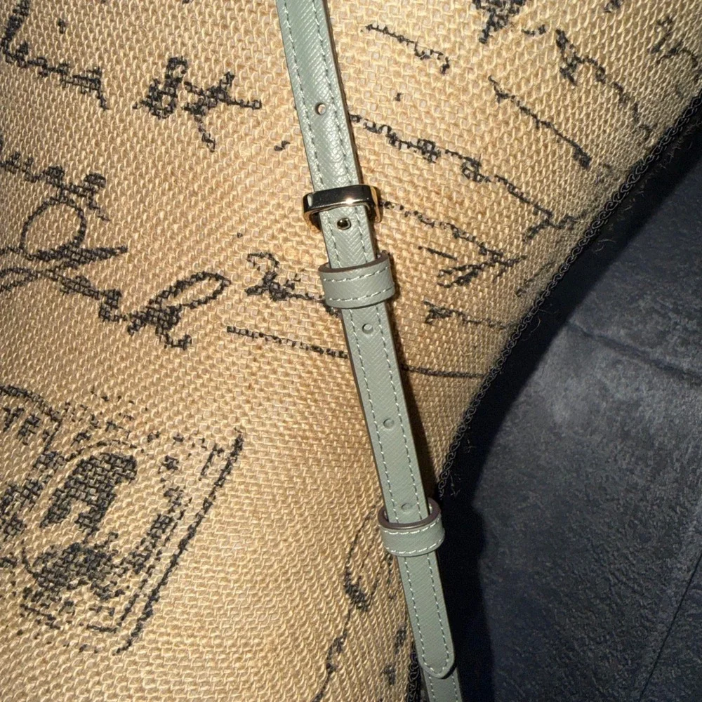 Kate Spade Small Crossbody Bag Dusky Pine  Leather‎ Zip Top Classic Minimalist
